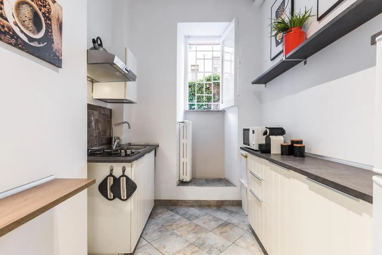 Domus Maximo Apartment Rome 0*,  Italy